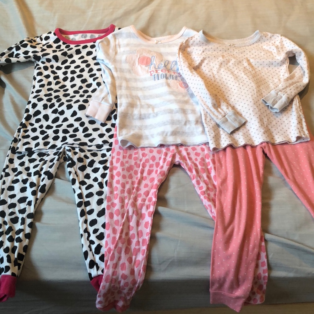 3 pajama knit sets size 3T
